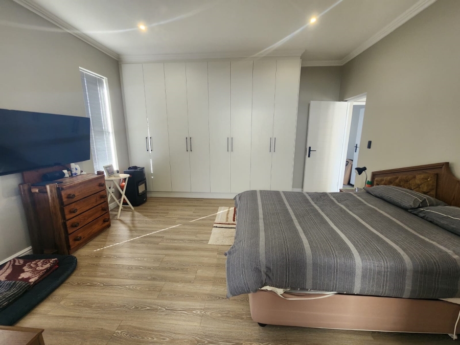 3 Bedroom Property for Sale in Tergniet Western Cape